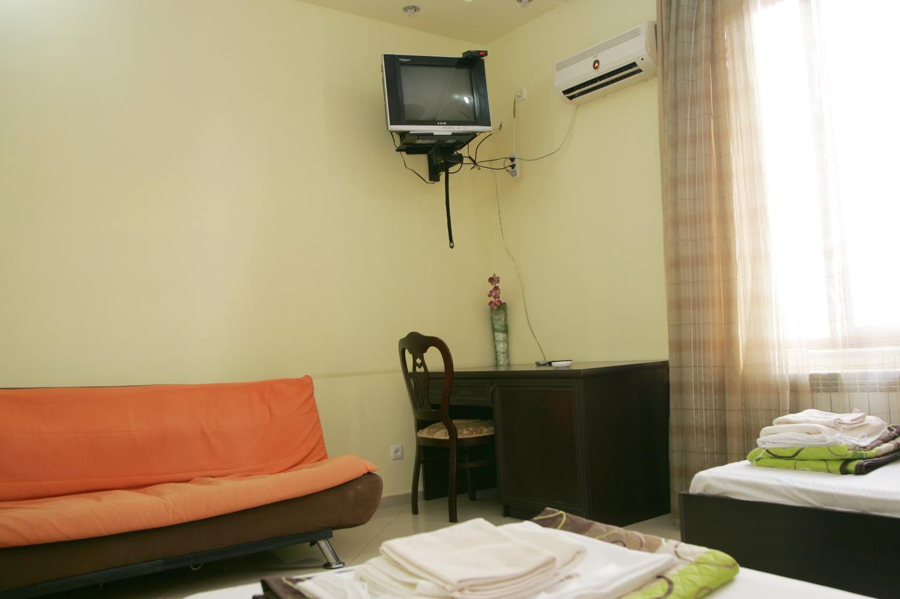 Eleon Hotel Kutaisi Ngoại thất bức ảnh